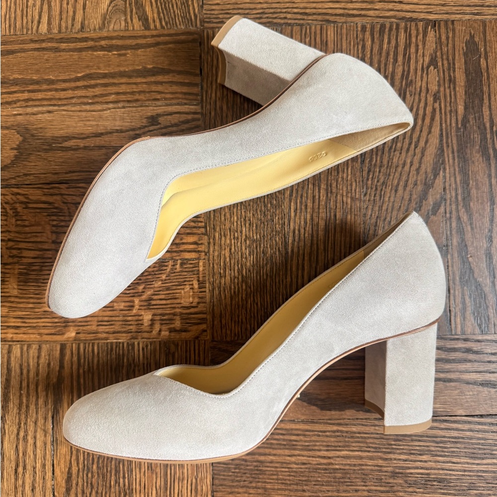 NWT Sarah Flint Perfect Round Toe Suede Pump Size 39